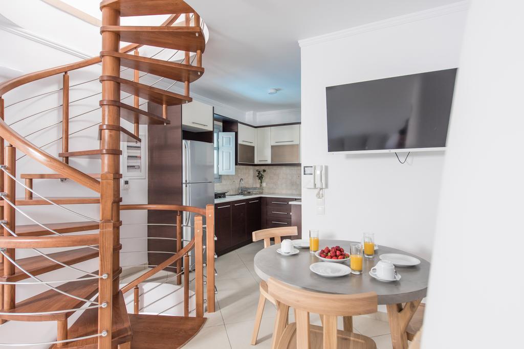 Secret Earth Villas - Santorini Kamari  Ngoại thất bức ảnh