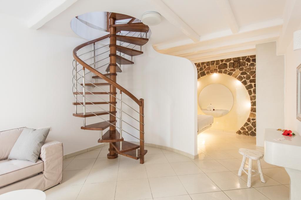 Secret Earth Villas - Santorini Kamari  Ngoại thất bức ảnh